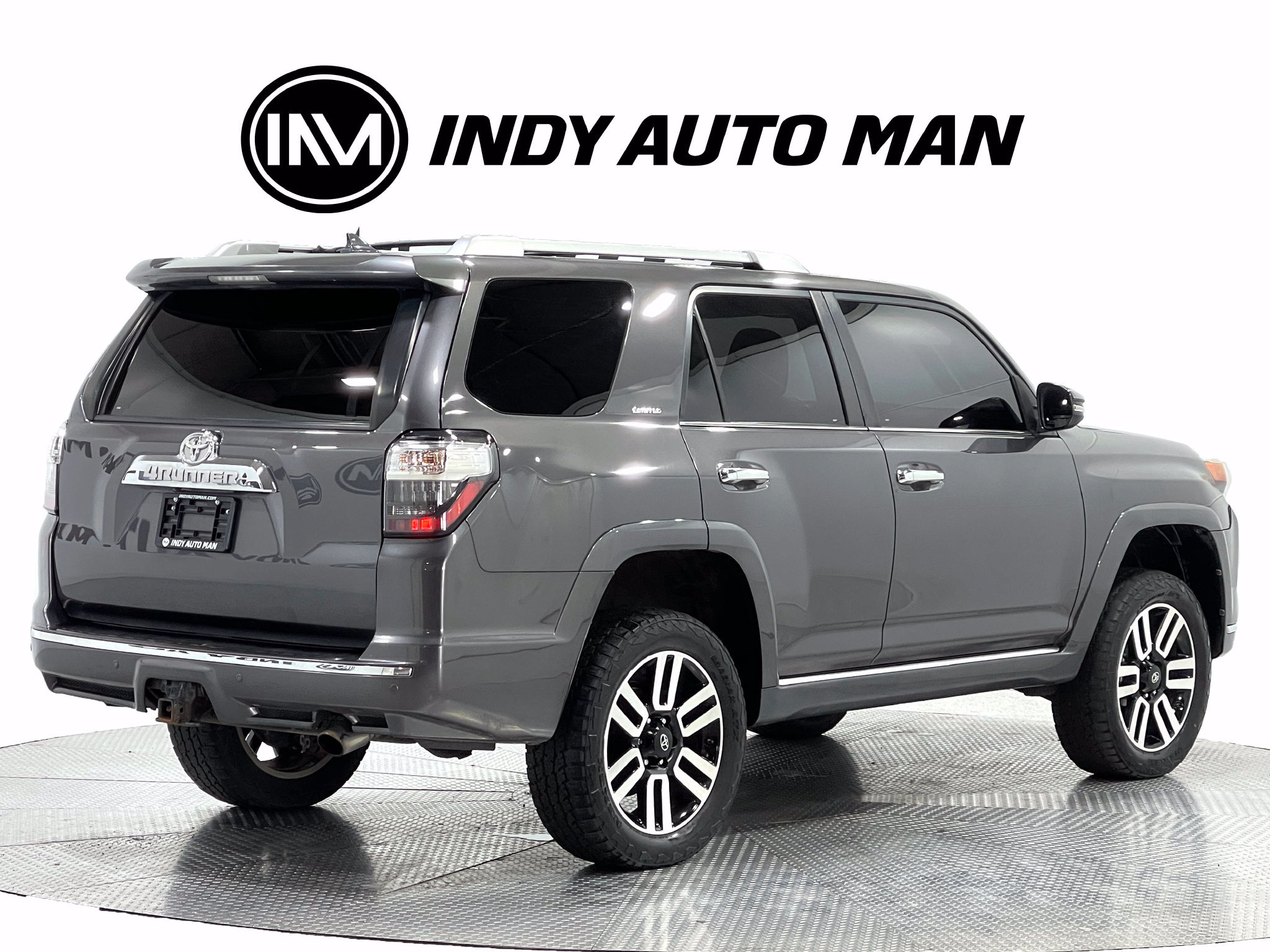 Used 2015 Toyota 4Runner Limited AWD/4WD image 4