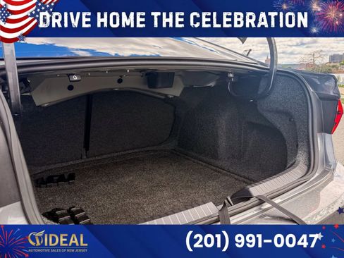 Used 2019 Volkswagen Jetta SE w/ Cold Weather Package FWD image 30