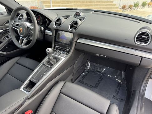 New 2025 Porsche 718 Cayman image 27