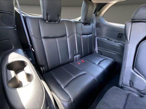 Used 2017 Nissan Pathfinder SL w/ SL Tech Package FWD image 26