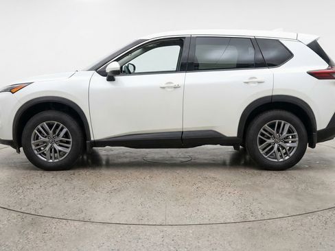 Used 2023 Nissan Rogue S AWD/4WD image 5