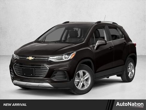 Used 2018 Chevrolet Trax LT w/ LT Convenience Package image 1