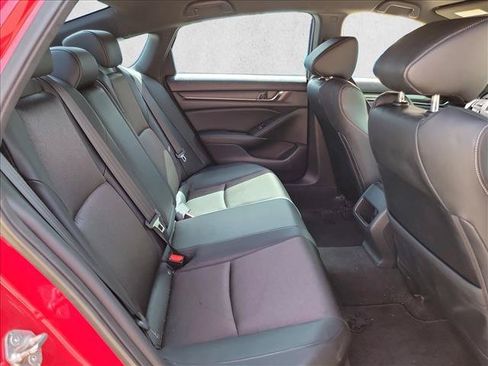 Used 2018 Honda Accord Sport image 16