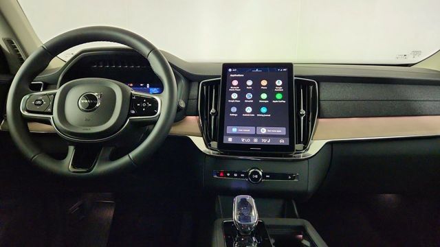New 2026 Volvo XC90 T8 Core AWD/4WD image 25