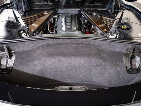 Used 2020 Chevrolet Corvette Stingray Premium Cpe w/ 3LT image 21