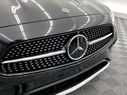 Certified 2022 Mercedes-Benz E 350 Black image 31