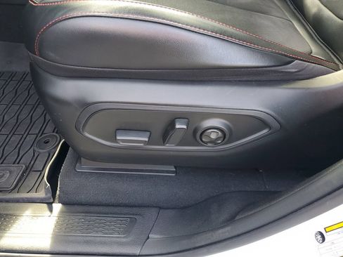 Used 2022 Jeep Grand Cherokee Trailhawk w/ Luxury Tech Group III image 21