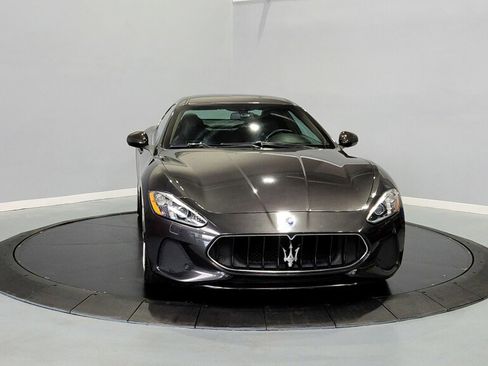 Used 2018 Maserati GranTurismo Sport image 2