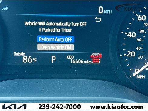 Used 2025 Toyota Sienna LE image 41