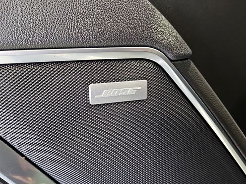 Used 2025 GMC Sierra 1500 SLT AWD/4WD image 15