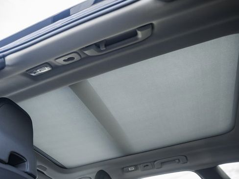 New 2026 Volvo XC60 B5 Plus w/ Protection Package Premier image 32