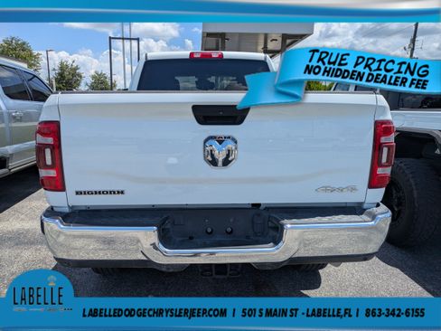 Used 2024 RAM 2500 Big Horn w/ Protection Group AWD/4WD image 4