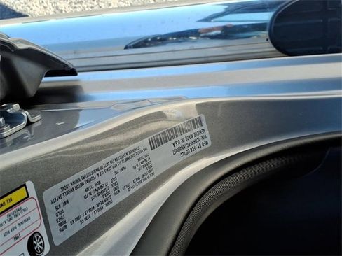 Used 2022 RAM 1500 Big Horn image 32