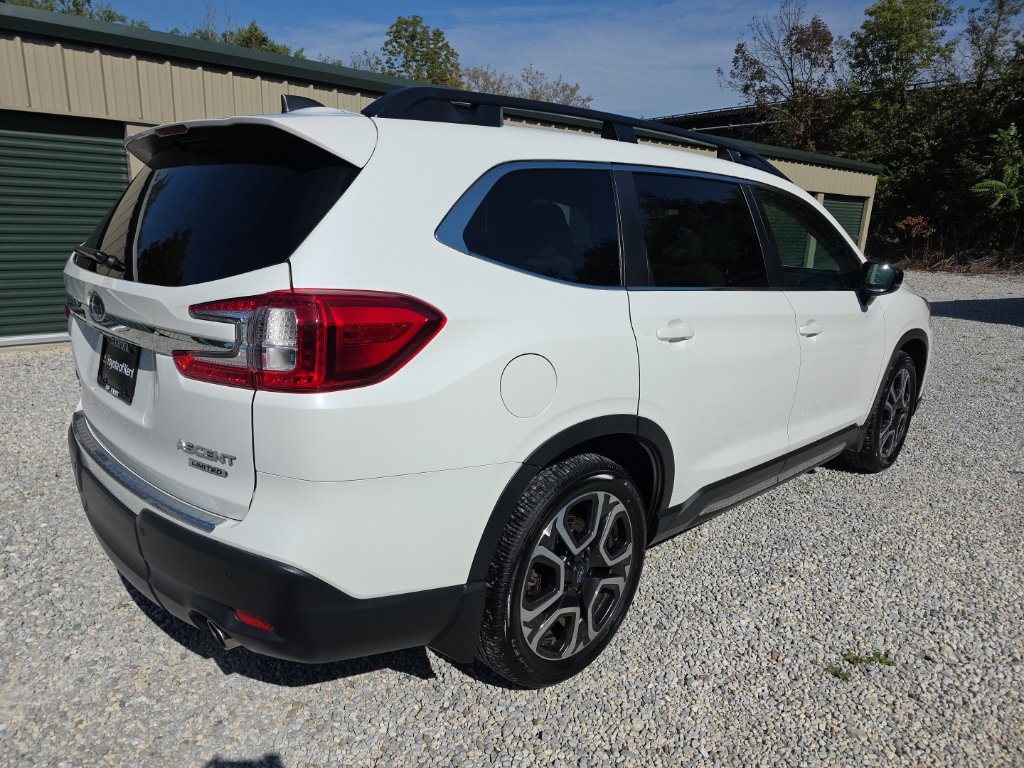 Used 2024 Subaru Ascent Limited AWD/4WD image 7