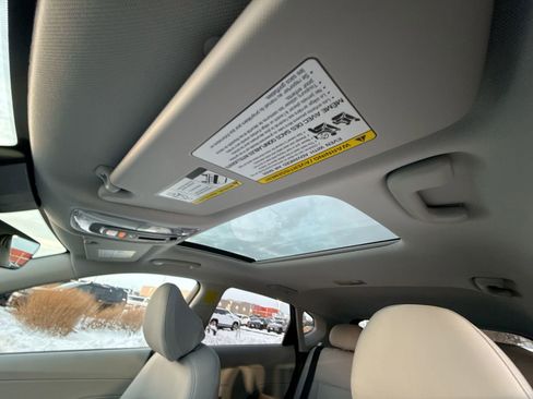 New 2026 Hyundai Kona Limited FWD image 23