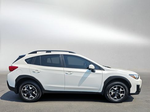 Used 2020 Subaru Crosstrek 2.0i Premium w/ Moonroof Package 2 AWD/4WD image 6