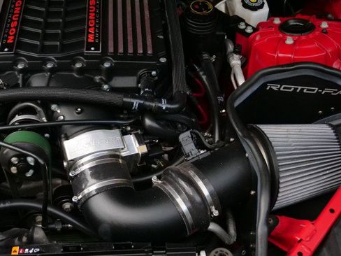 Used 2022 Chevrolet Camaro ZL1 RWD image 33