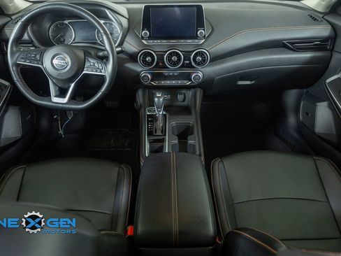 Used 2022 Nissan Sentra SR w/ SR Premium Package FWD image 30