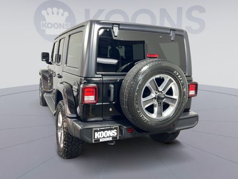 Used 2019 Jeep Wrangler Unlimited Sahara image 4
