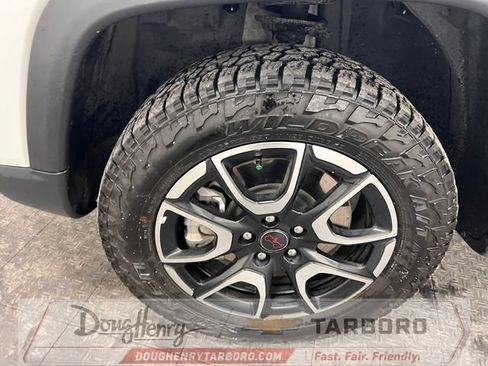 Used 2025 Jeep Compass Trailhawk AWD/4WD image 22