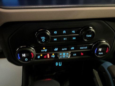 Used 2024 Ford Bronco Wildtrak image 21