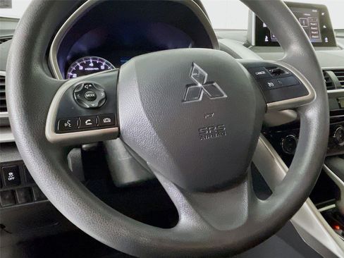 Used 2020 Mitsubishi Eclipse Cross LE image 14