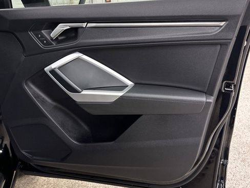 Used 2022 Audi Q3 2.0T Premium image 28