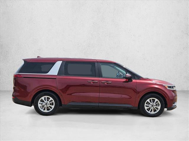 Used 2022 Kia Carnival LX FWD image 4