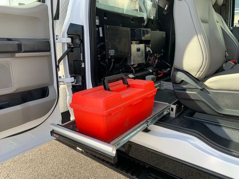 Used 2019 Ford F550 4x4 SuperCab Super Duty image 40