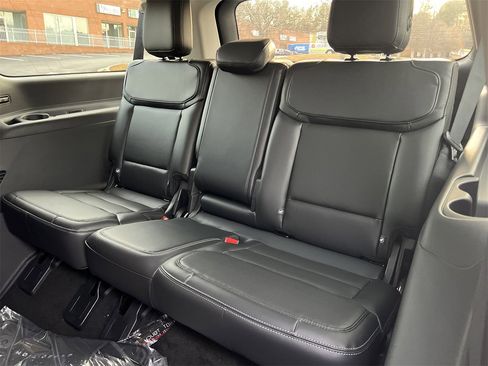 New 2025 Ford Expedition Max Platinum w/ Driver's Package image 21