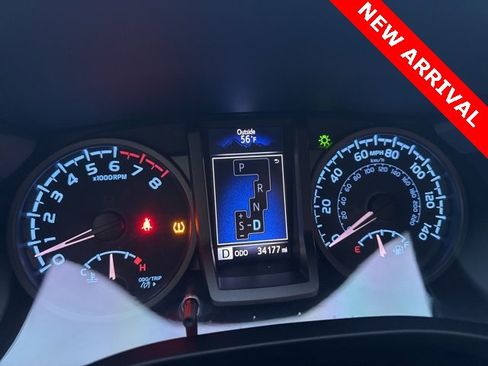 Used 2022 Toyota Tacoma TRD Sport w/ TRD Premium Sport Package image 18