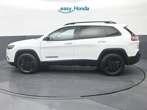 Used 2023 Jeep Cherokee Altitude Lux AWD/4WD image 4
