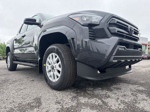New 2026 Toyota Tacoma SR5 AWD/4WD image 2