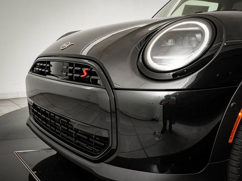 New 2026 MINI Cooper S image 3