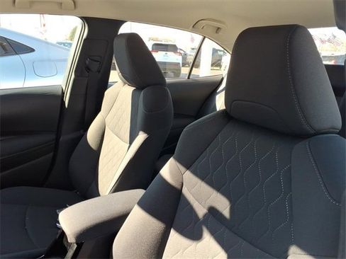 Used 2020 Toyota Corolla LE image 15