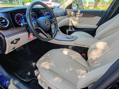 Used 2021 Mercedes-Benz E 350 4MATIC Sedan image 8