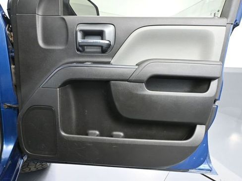 Used 2017 Chevrolet Silverado 1500 W/T w/ Trailering Package image 38