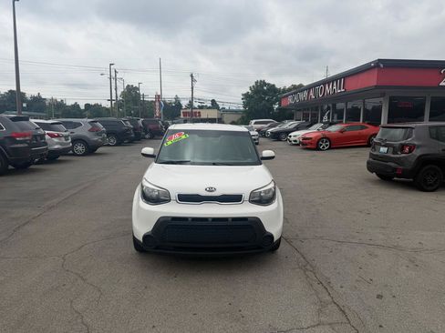 Used 2016 Kia Soul FWD image 8