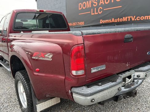 Used 2005 Ford F350 Lariat image 3