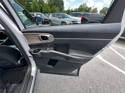 Used 2022 Kia Sorento X-Line EX image 16