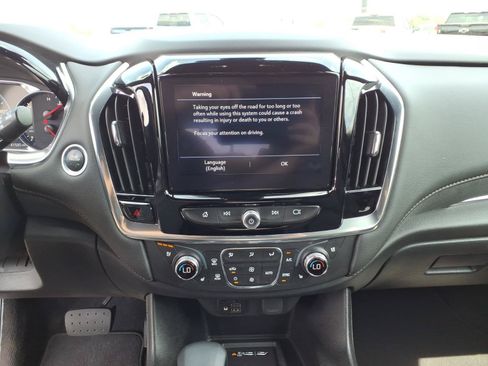 Used 2023 Chevrolet Traverse High Country w/ LPO, Cargo Package FWD image 10