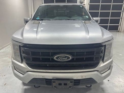 Used 2022 Ford F150 Lariat w/ Equipment Group 502A High AWD/4WD image 3