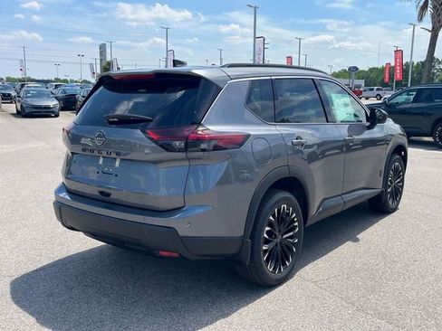New 2026 Nissan Rogue SV FWD image 3