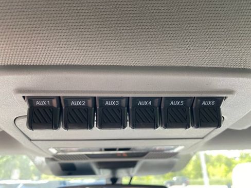 Used 2025 Ford F350 Lariat AWD/4WD image 33