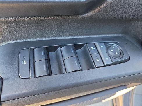 Used 2024 Toyota Tacoma SR5 image 15