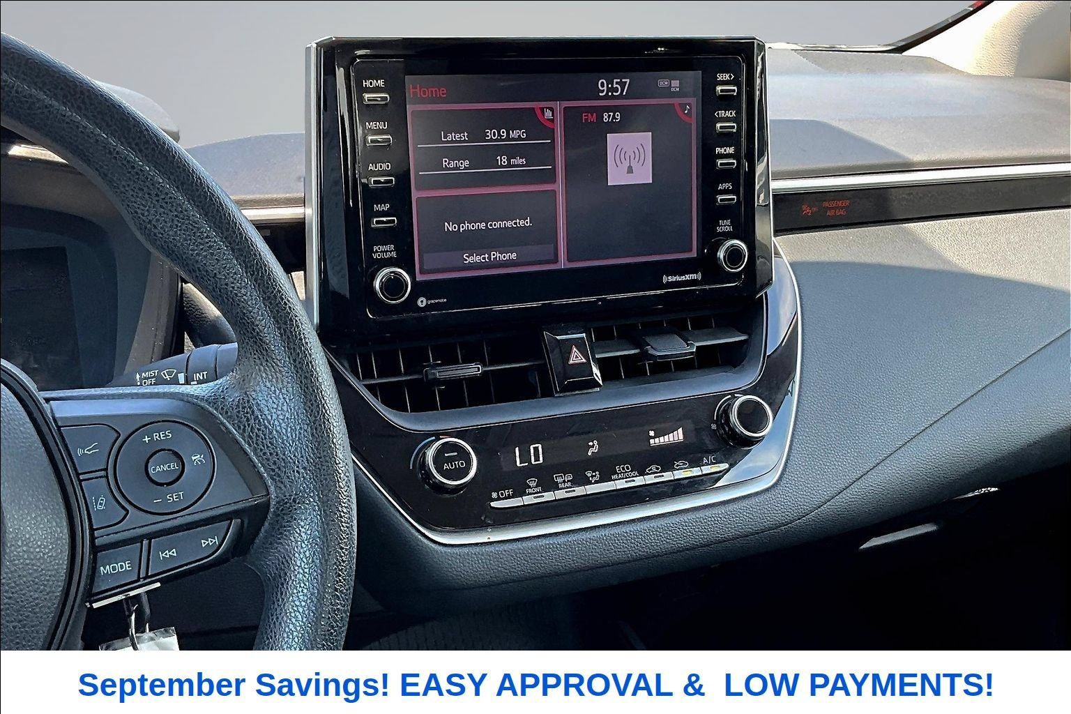 Used 2021 Toyota Corolla LE FWD image 8