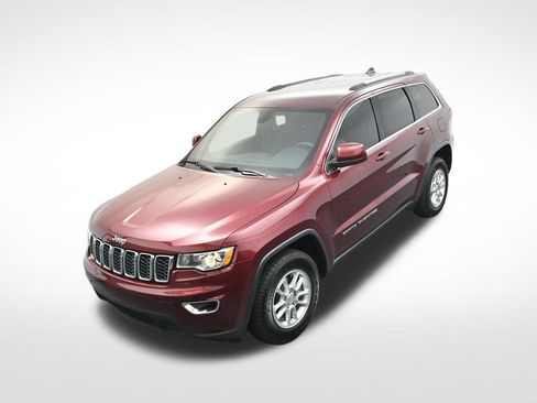 Used 2018 Jeep Grand Cherokee Laredo RWD image 24