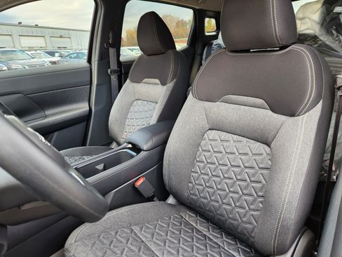 Used 2026 Nissan Kicks SV w/ Cold Weather Package AWD/4WD image 8