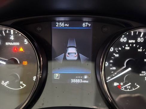 Used 2019 Nissan Rogue Sport SV AWD/4WD image 17