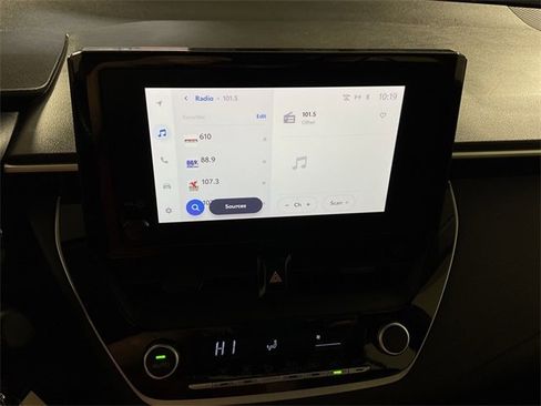 Used 2024 Toyota Corolla LE image 22